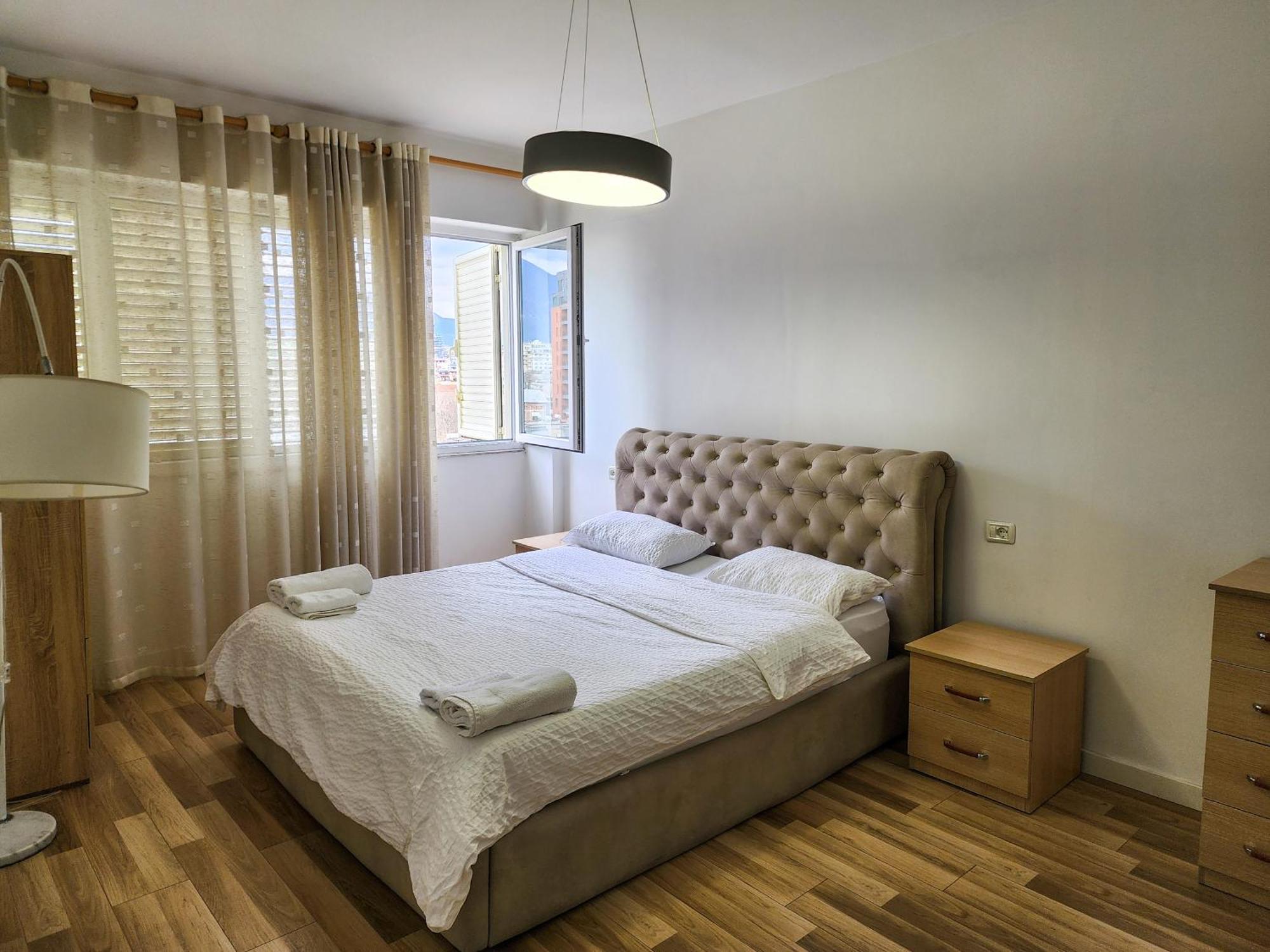 2E Apartment Myslym Shyri Tirana Exterior foto